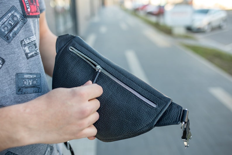 Leather fanny pack birthday gift for boyfriend, black belt bag, men waist bag, personalized travel bag monogrammed pack pouch festival bag image 3