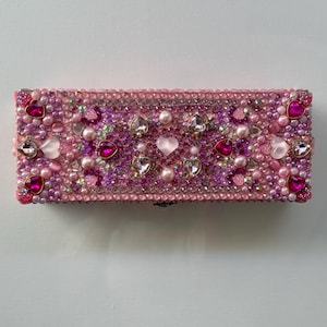 Pink Bedazzled Box /Rhinestones, Pearls , Hearts with Divided Decorated Interior / Girl&#39;s Treasure Chest/ Keep Sake Box /Blingy Gift for Her