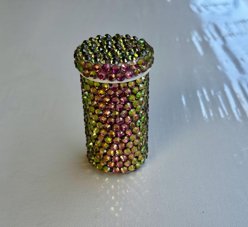 Pillenpotje met strassteentjes: sprankelende opbergdoos, reisaccessoire afbeelding 19