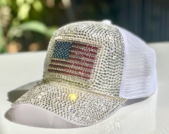 Cappello da camionista con bandiera americana abbagliante: berretto patriottico con strass bianchi