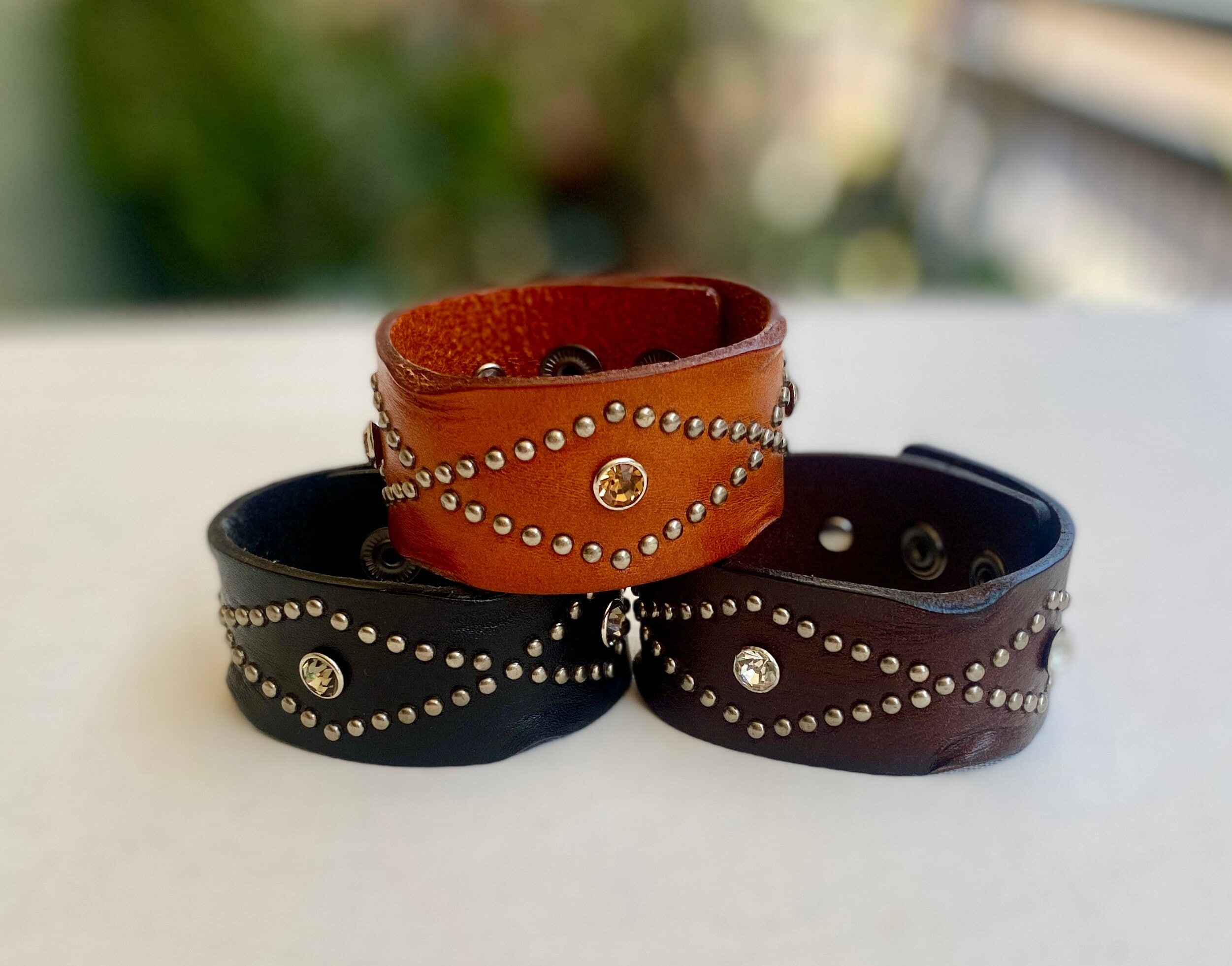 Vista Leather Adjustable Bracelet - Assorted Vista Leather Adjustable Bracelet - Assorted