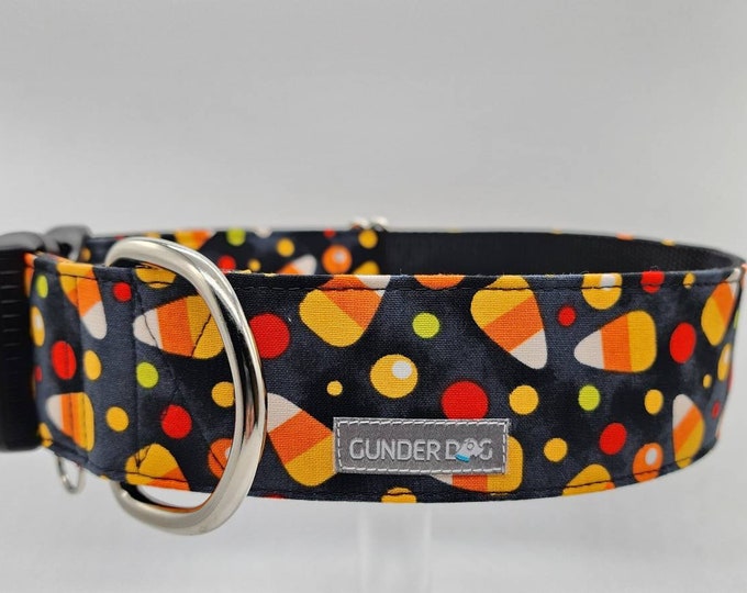Buckle, Dog Collar, Great Dane, Labrador, Labradoodle, Boxer, Shepherd, Golden Retriever, Goldendoodle, Large Breed ~ Candy Corn