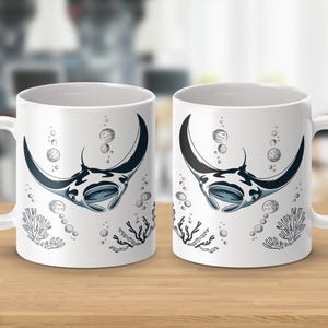 Manta Ray Mug, Ocean Life Art, Underwater Creature, Nautical Gift, Sea Animal Mug, Unique Gift, Marine Life Decor, Manta Ray Art