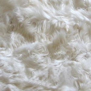 100% baby Alpaca WhiteRug fur rug , Luxury alpaca rug image 3