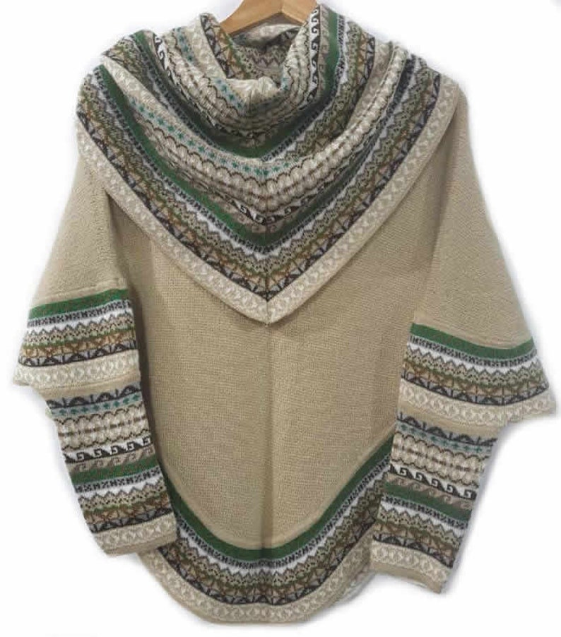 luxuriöses Damen Superfine Alpaka Wolle Poncho Cape mit Ärmeln Beige