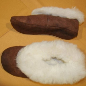 peruvian Unisex Alpaca White Slippers - all sizes available