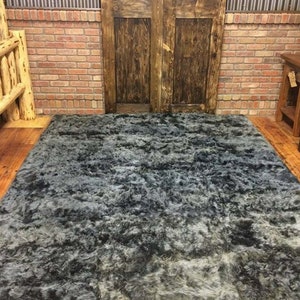 100% baby Alpaca WhiteRug fur rug , Luxury alpaca rug dark gray