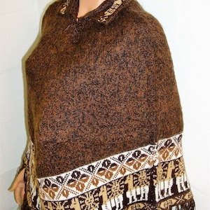 brown  alpaca poncho one size , very soft peruvian poncho .
