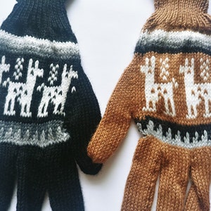 lot of 10 unisex peruvian alpaca gloves Light, warm, soft, delicate, ethnic llama design image 3