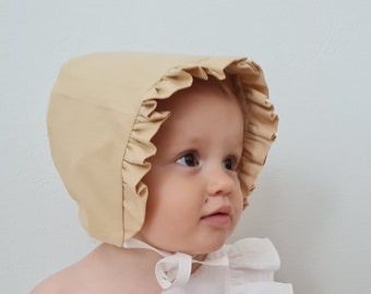 Baby Ruffle bonnet, Beige Bio Cotton Infant Bonnet, handmade baby girls hat, newborn frill Sunbonnet in Edwardian style