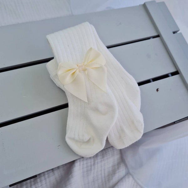 Tenue de bébé fille qui rentre à la maison, collants bébé avec nœud, blanc lait, élastique