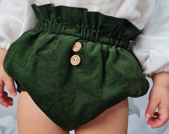 Baby girl corduroy Bloomers Ruffled High waisted / Christmas Cute Baby Outfit / Baby short Shorts, Handmade baby clothes / Kids Bummies