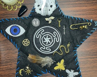 Witch on the Go Hand Stitched Pocket Altar/Hekate/Hecate/Travel Altar