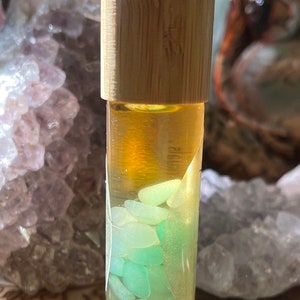 Hand Blended Crystal Infused Protection Oil/ Manifestation Oil/Essential Oil Roll on / Crystal Infused Oil / Ritual Oil/ Protective Crystals Green Aventurine