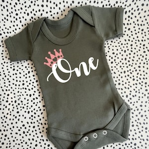 1st Birthday One Baby Birthday Khaki Short Sleeved Bodysuit 1st Birthday 1 vest New Baby sleepsuit Baby Happy Birthday Romper, Baby Gift