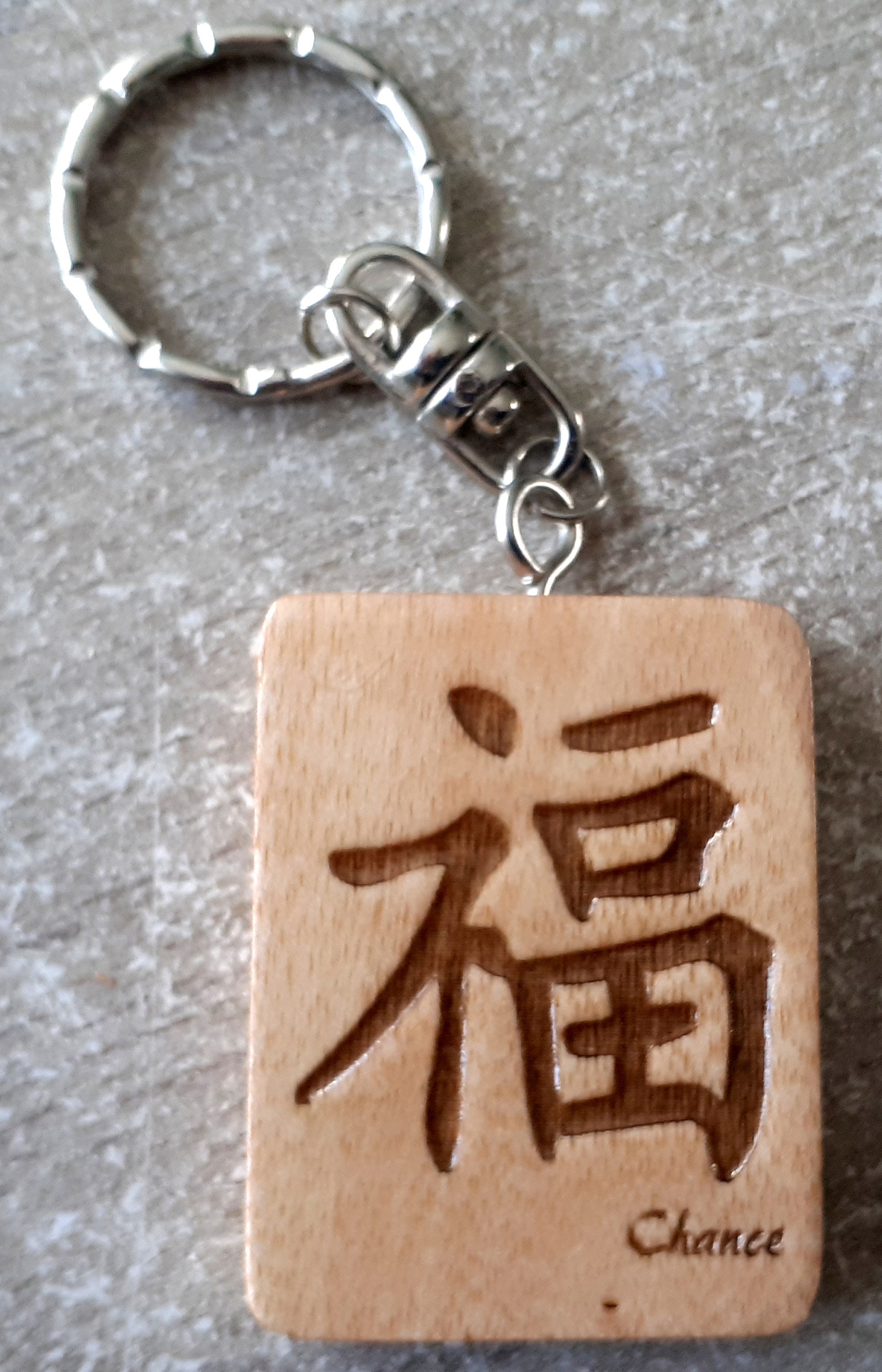 Porte Clef en Bois Du Signe Chinois de La Chance