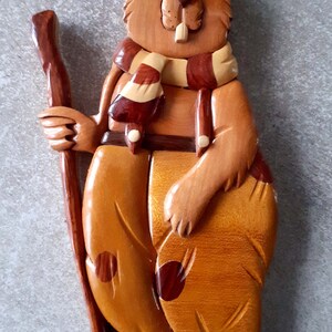 varnished wooden marmot figurine