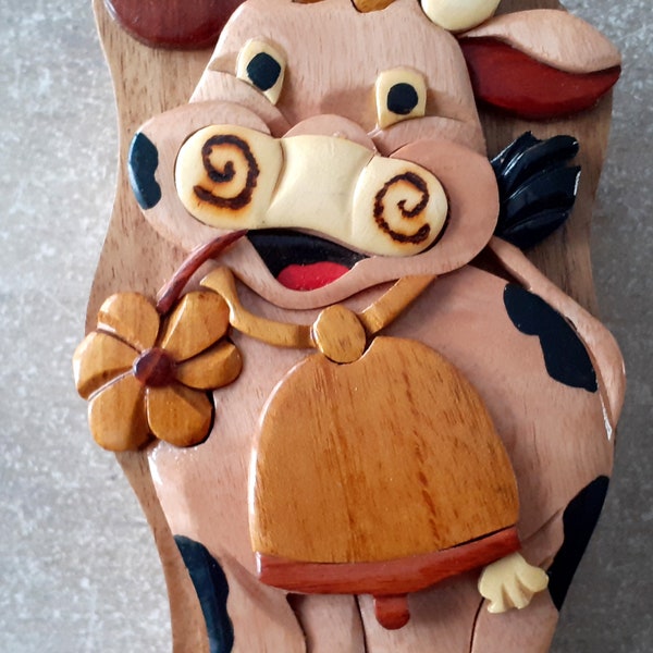 boite secrète en bois de la vache