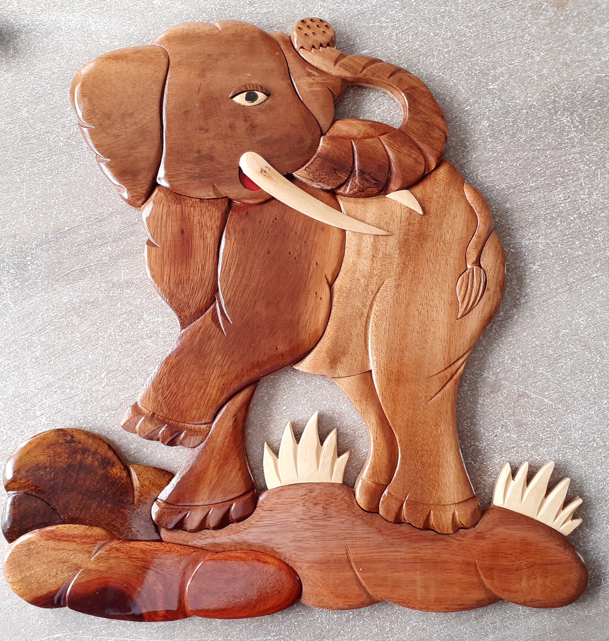 Grande Plaque Murale de L'éléphant en Bois