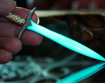 Glow Sword / Keychain / Glow In The Dark