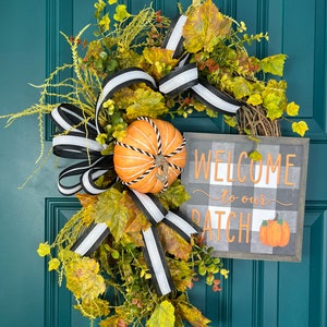 Wild Black and White Fall Pumpkin Wreath for Front Door, Pumpkin Patch Welcome Wreath, Fall Welcome Wreath, Outdoor Wreath