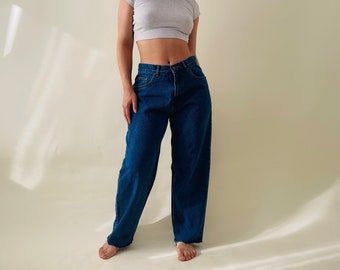 vintage straight leg blue jeans, relaxed fit jeans