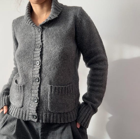 Vintage Grey Wool Shawl Collar Cardigan – Soft Textured Knit Sweater, Minimalist Style