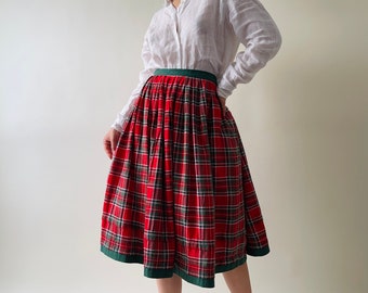 vintage red plaid midi skirt. red pleated skirt