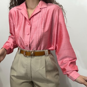 Vintage silk blouse in bright coral pink – natural silk shirt with pintucks  size L