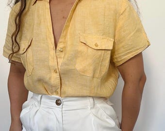 Vintage yellow linen short sleeve blouse with button-up front and chest pockets – size M