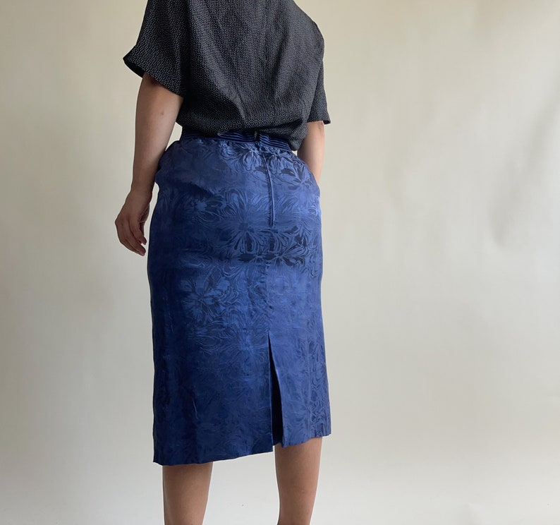 vintage blue silk pencil skirt image 3