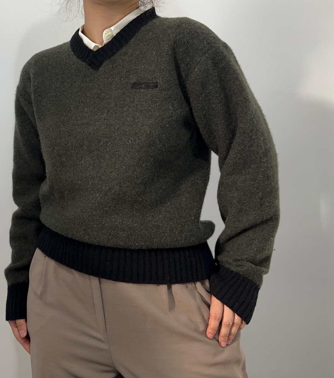 Vintage Dark Olive Wool Blend Sweater | Lambswool Knit Jumper | Minimalist Italian Pullover | s-m, foto 4 de 5