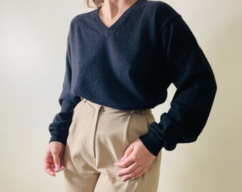 black cotton v neck sweater