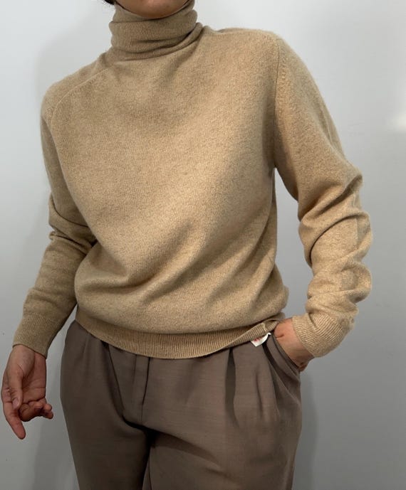 Pringle of Scotland 100% Cashmere Turtleneck Sweater | Camel Scottish Cashmere Jumper s-m