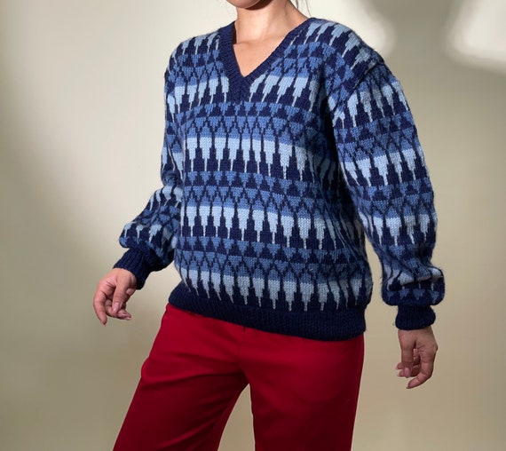 handmade wool sweater in blue nordic pattern, blu… - image 2