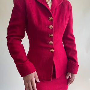 vintage Wool red suit/ mini skirt/ form fitted blazer/ skirt suit image 7