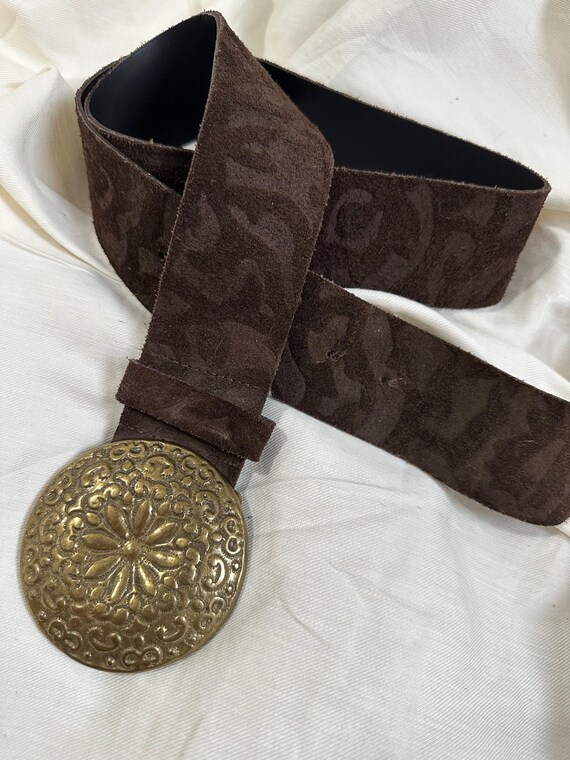 Vintage Brown Suede and Brass Buckle Belt Size Small Vintage Calf Leather Belt with Natural Brass Buckle - w  main image 2