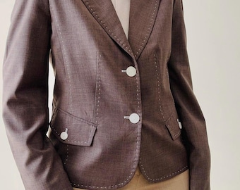 Bruine extra fijne wollen blazer maat S/M | Getailleerd jasje met contrasterende stiksels | Getailleerde, enkelvoudige wollen blazer