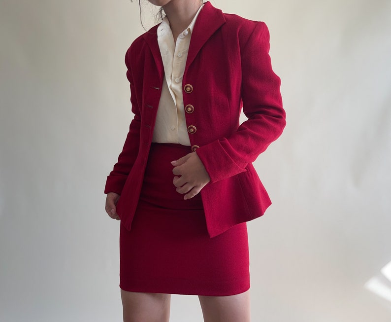 vintage Wool red suit/ mini skirt/ form fitted blazer/ skirt suit image 2