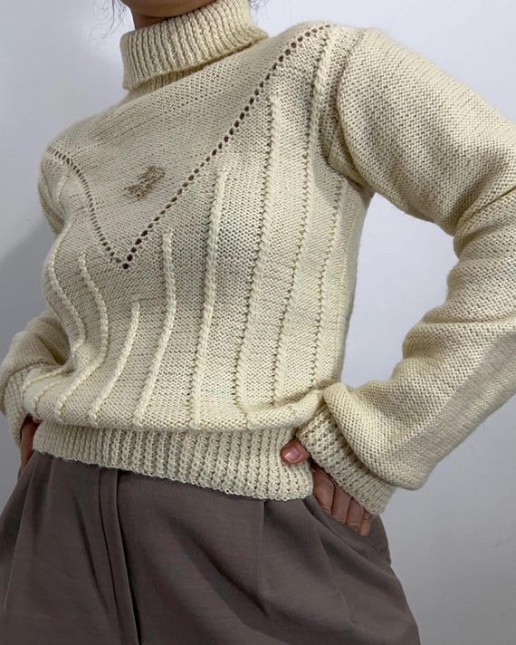 Vintage handmade wool turtleneck sweater S, creamy knit jumper, cozy minimal winter sweater
