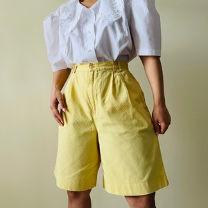 vintage high waisted yellow shorts, high waisted pleated pants, summer pants image 4