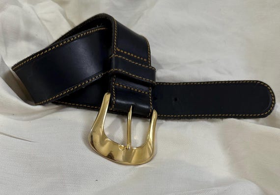 Vintage Gold Belt Wide Statement Buckle Size S VINTAGE 80s WIDE Metal Statement Belt - Brutalist Inspired  main image 4