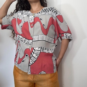 Vintage abstract graphic viscose shirt – short sleeve fluid blouse – ethnic print top – size M