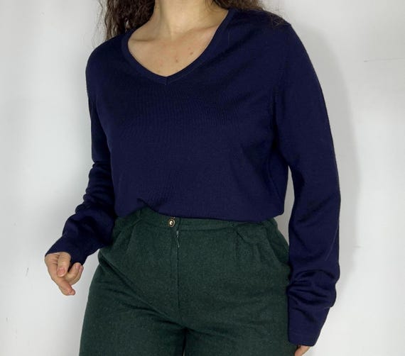 Vintage Navy Blue Merino Wool V-Neck Sweater | Classic Preppy Knit | Size L