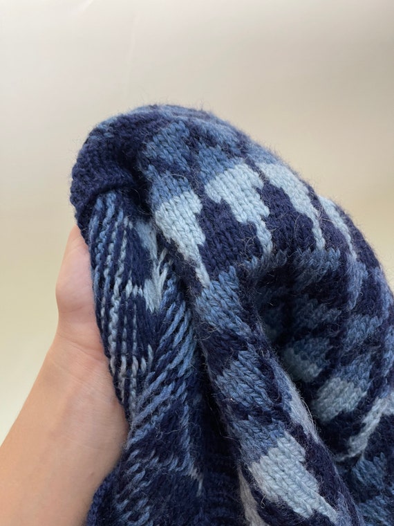 handmade wool sweater in blue nordic pattern, blu… - image 8