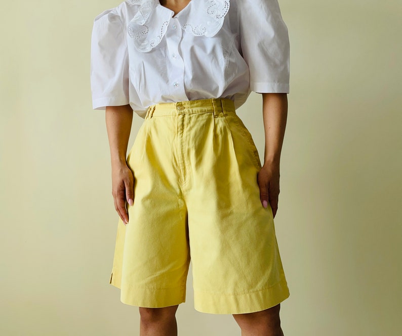 vintage high waisted yellow shorts, high waisted pleated pants, summer pants image 2