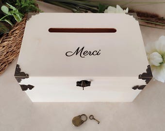 Urne, boite mariage, baptême, anniversaire, simple à petit prix !