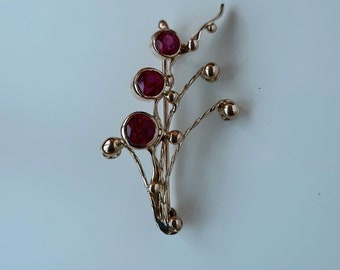 Floral Brooch with corundum gold 14K. Brooch for women. Gift for mother. Gift for her. Christmas gift.