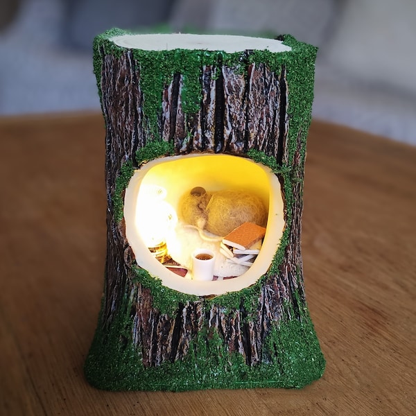 Mouse House Nightlight Tree Stump House with pink and purple sparkly mosaic floor | Tree nightlight | Fairy Lamp