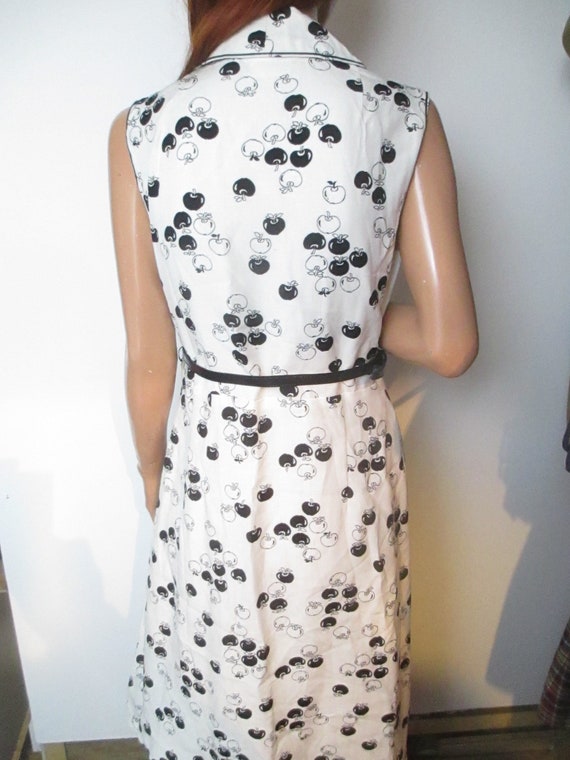 Vintage Monochrome Black & White Sleeveless Belte… - image 8